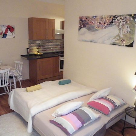 Heart Of Pecs Apartman Free Parking 客房 照片