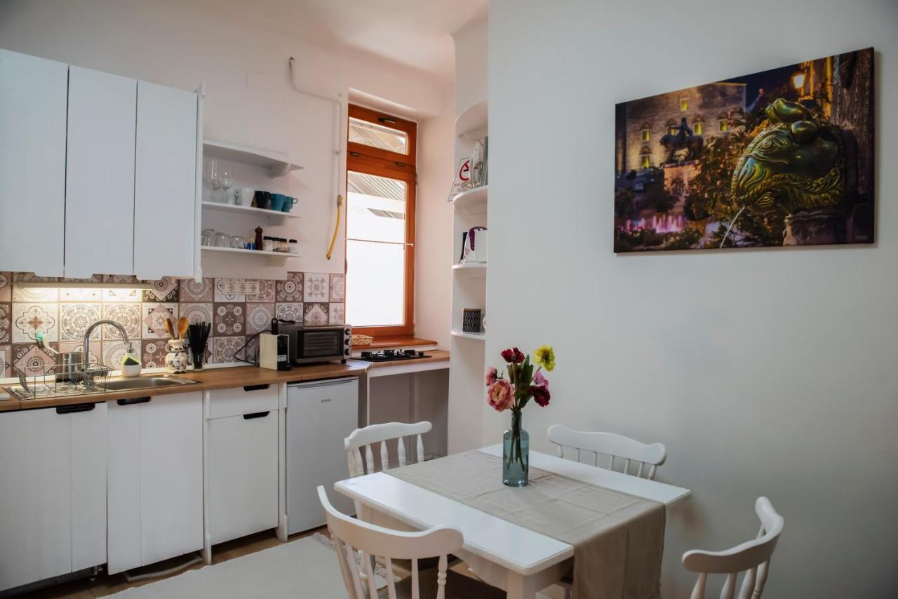 Heart Of Pecs Apartman Free Parking 外观 照片