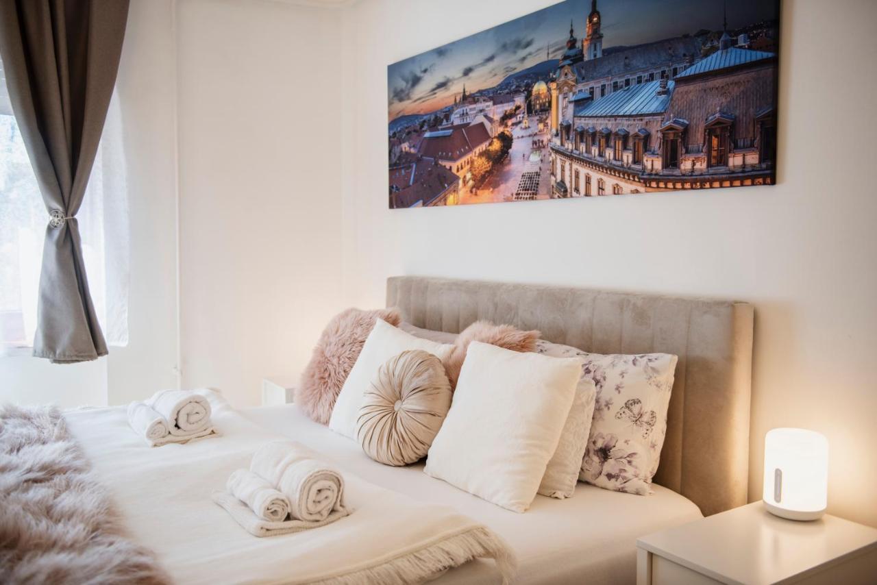 Heart Of Pecs Apartman Free Parking 外观 照片