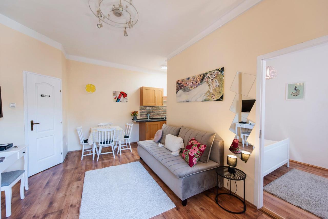 Heart Of Pecs Apartman Free Parking 外观 照片