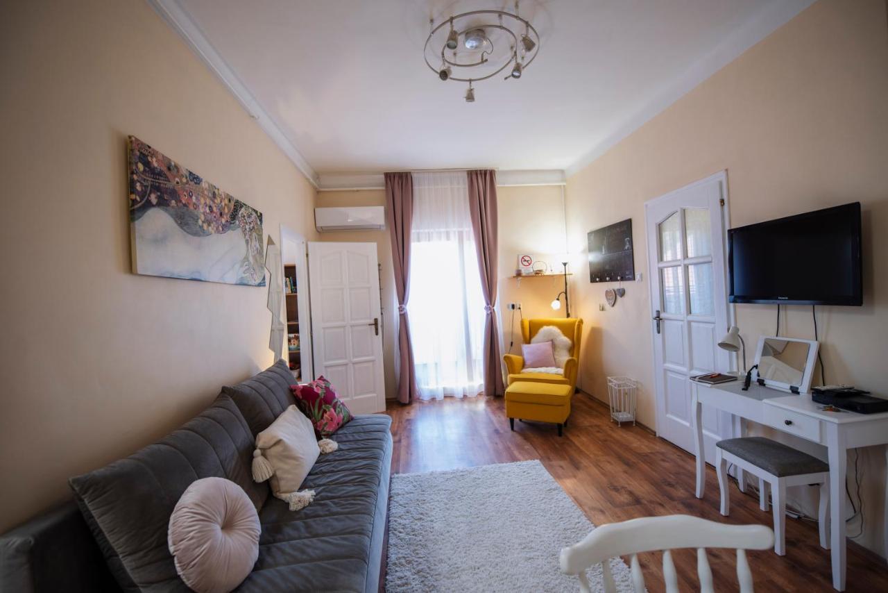 Heart Of Pecs Apartman Free Parking 外观 照片